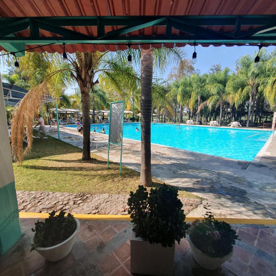 Parque Girasoles Balneario & Cabanas San Francisco del Rincón Exteriör bild