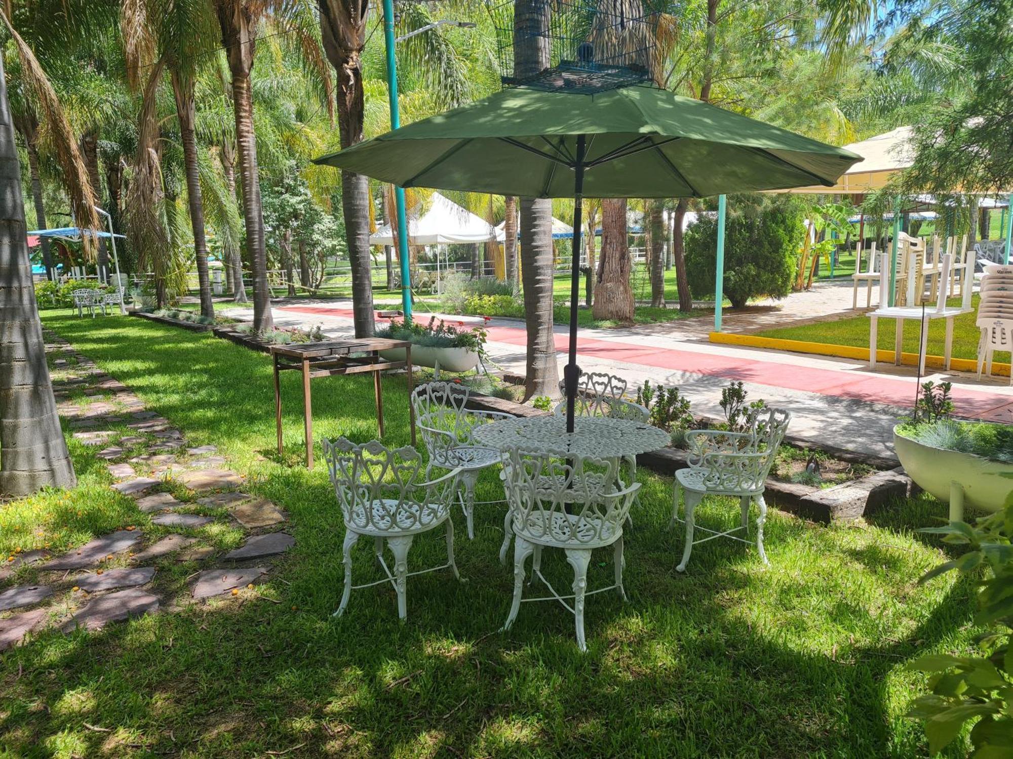 Parque Girasoles Balneario & Cabanas San Francisco del Rincón Exteriör bild